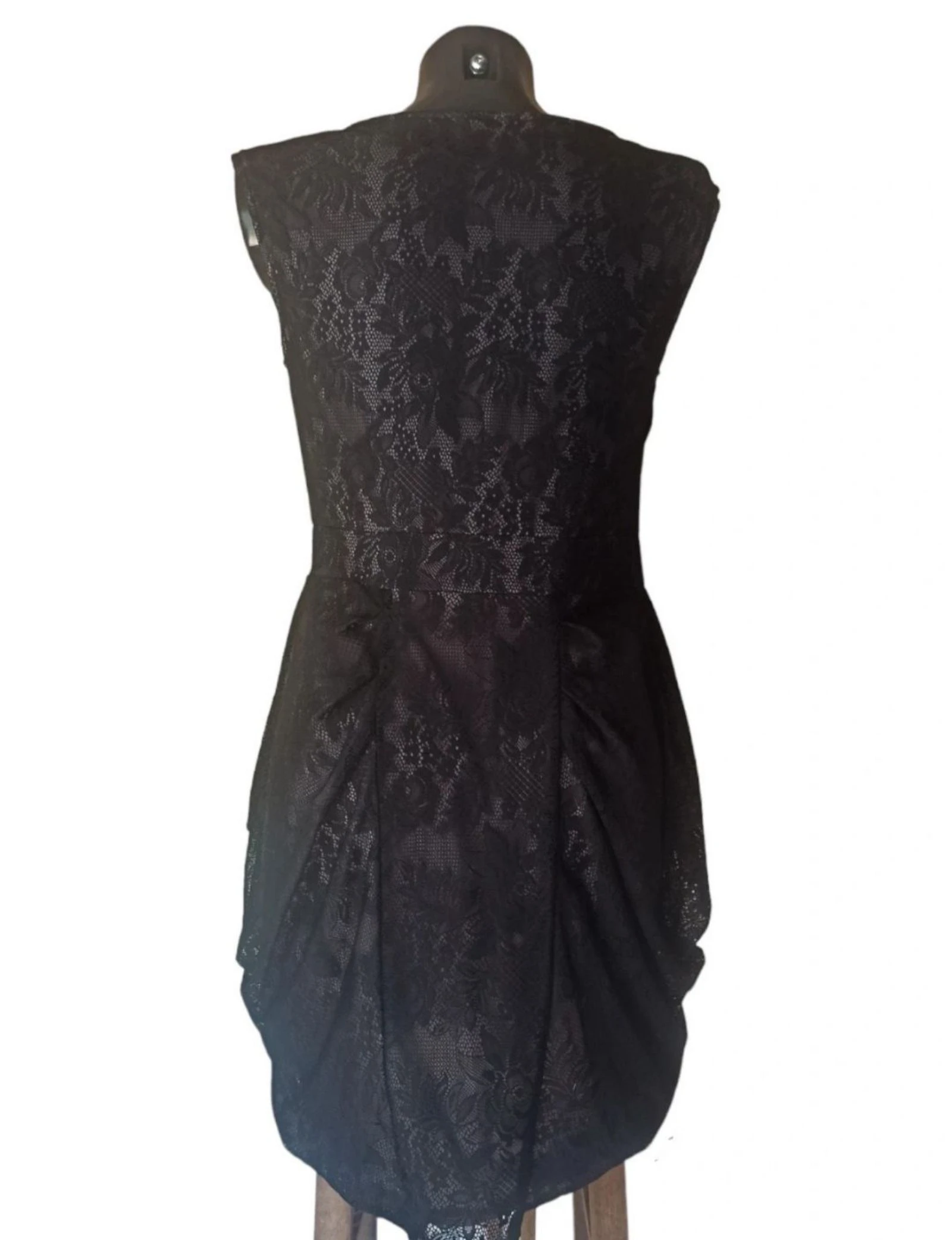 Elegante vestido de cóctel en color negro – photo 3